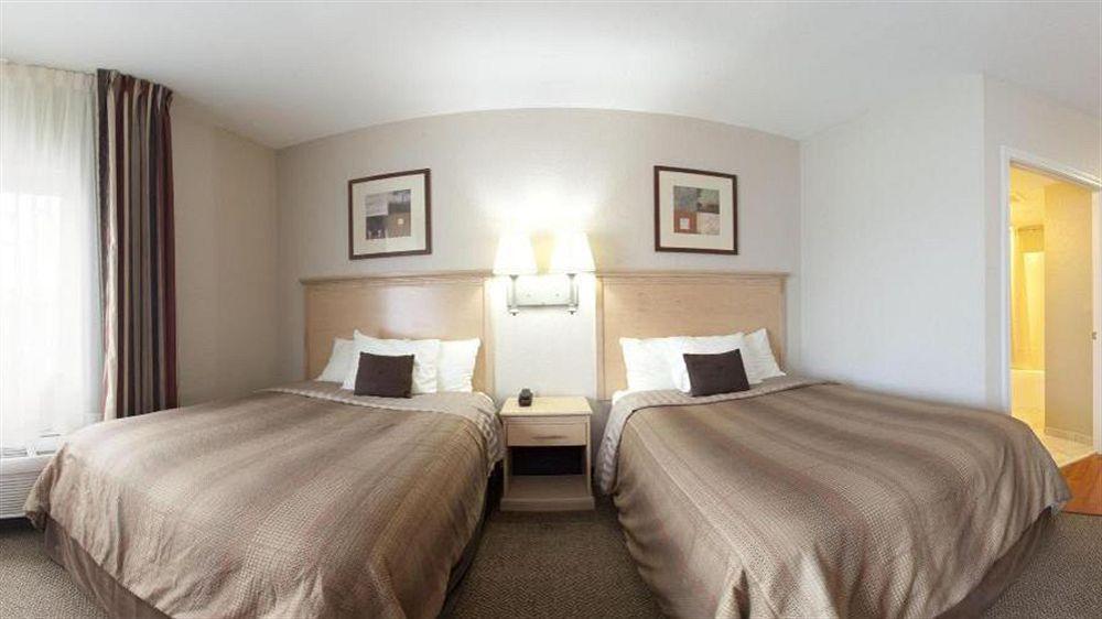 Candlewood Suites Fort Myers Interstate 75 By Ihg Exterior photo