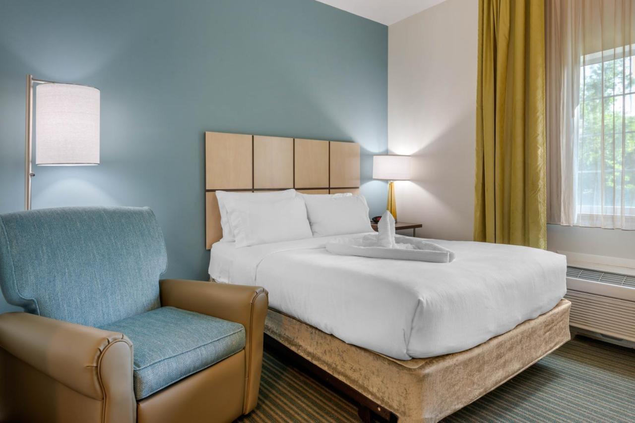 Candlewood Suites Fort Myers Interstate 75 By Ihg Exterior photo