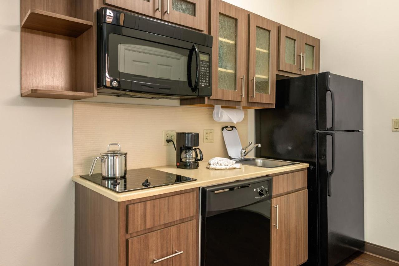 Candlewood Suites Fort Myers Interstate 75 By Ihg Exterior photo